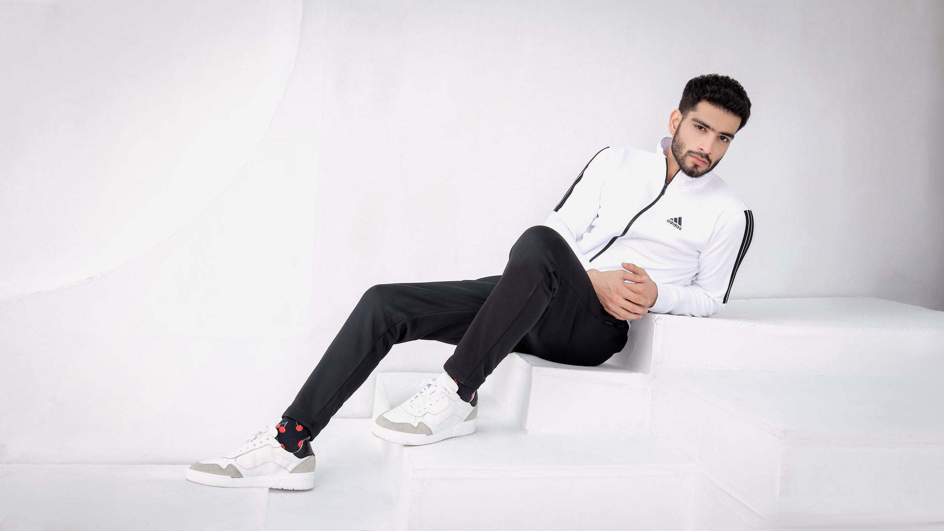 White Stripe Winter Tracksuit tyfit